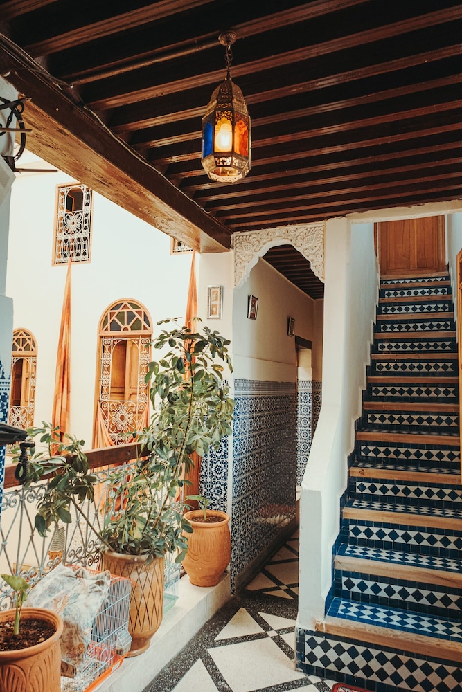 Riad Taj Salma 9/68