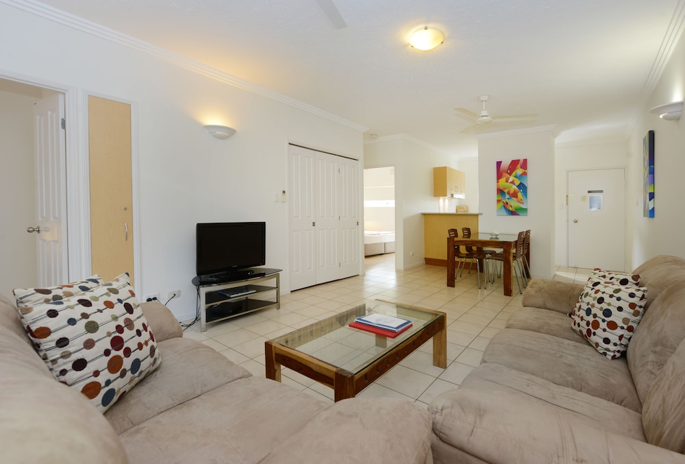 Central Plaza Port Douglas 29/63