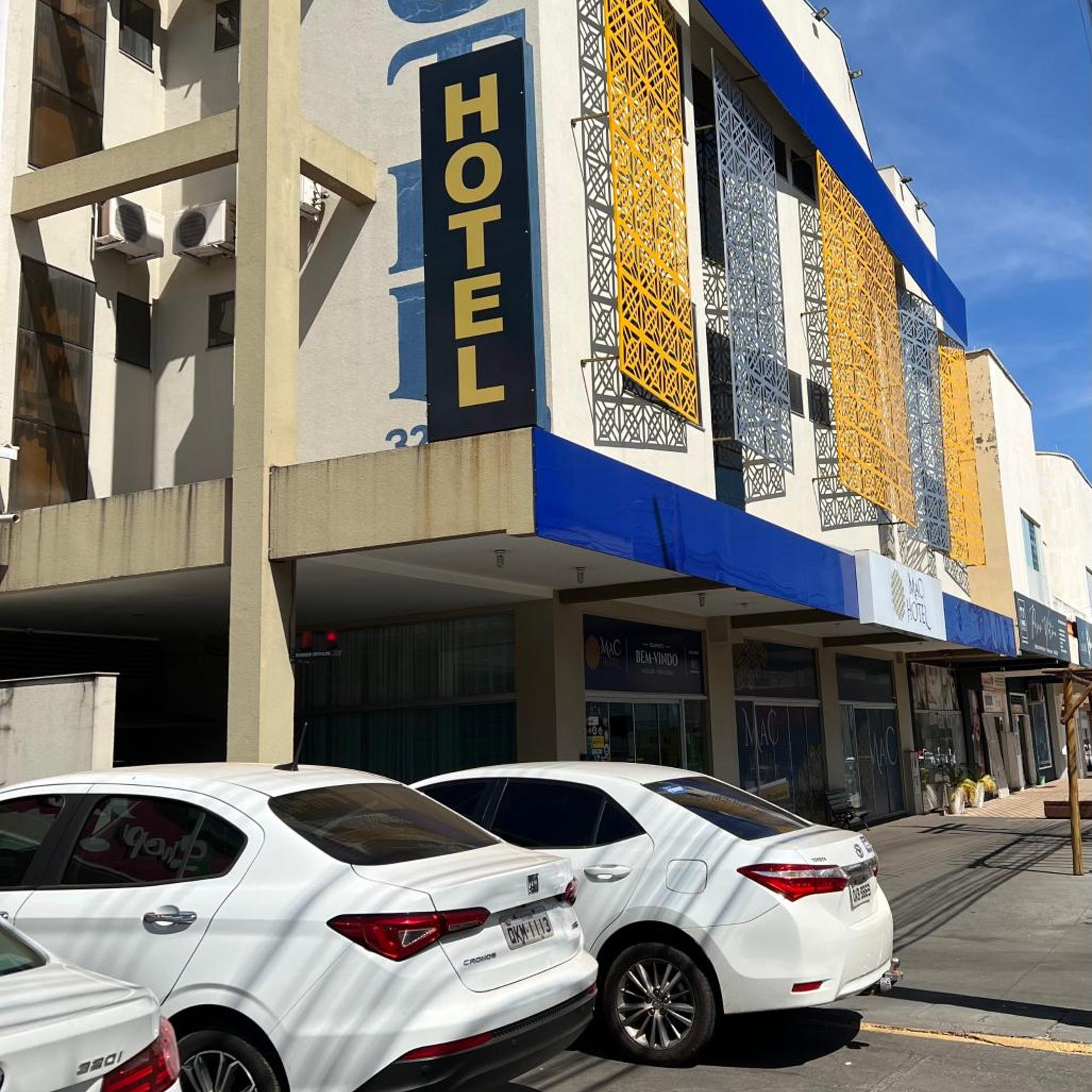 Mac Hotel 44/46