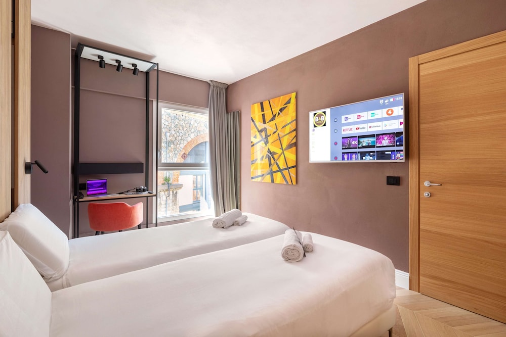 STANDARD, DOUBLE BED