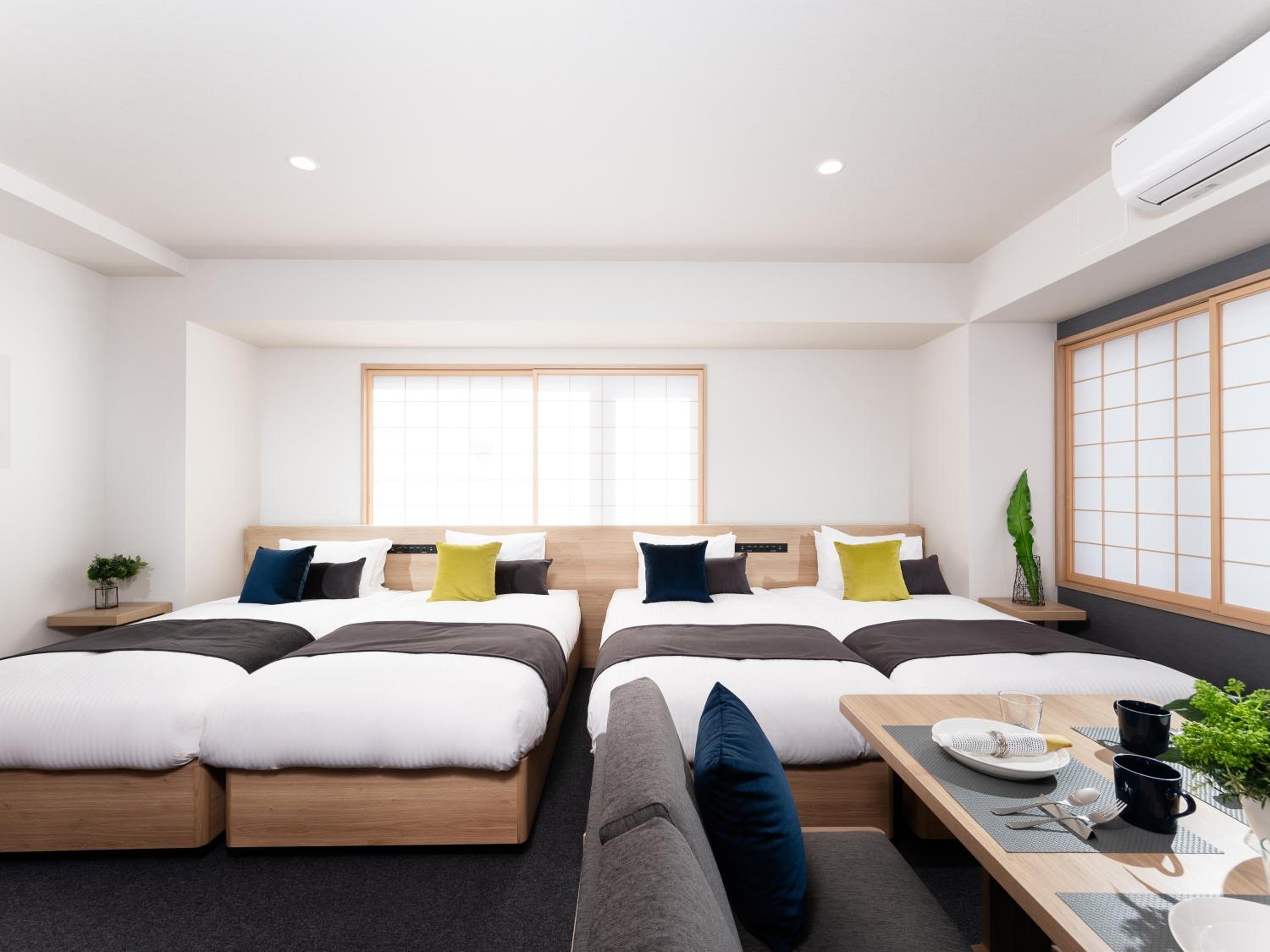 APARTMENT, 4 BEDS