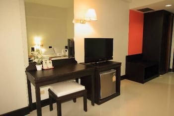 Asawann Hotel 62/68