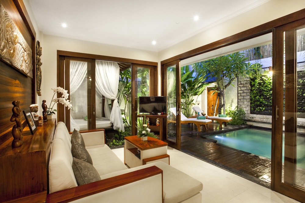 Astagina Resort Villa And Spa 48/76