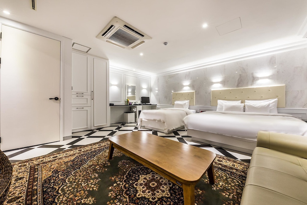 Hotel Cullinan Jongno 28/50