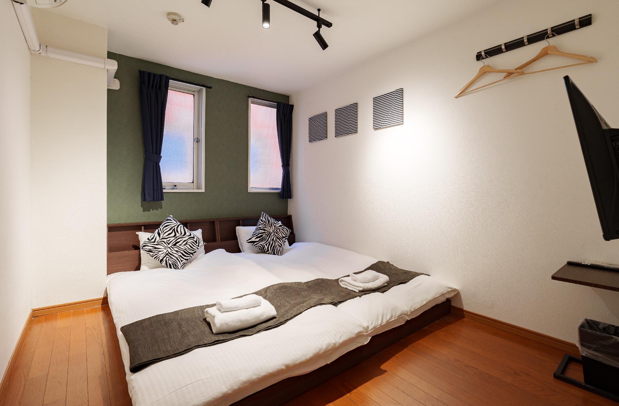 Cozy, Nest, Twin Beds