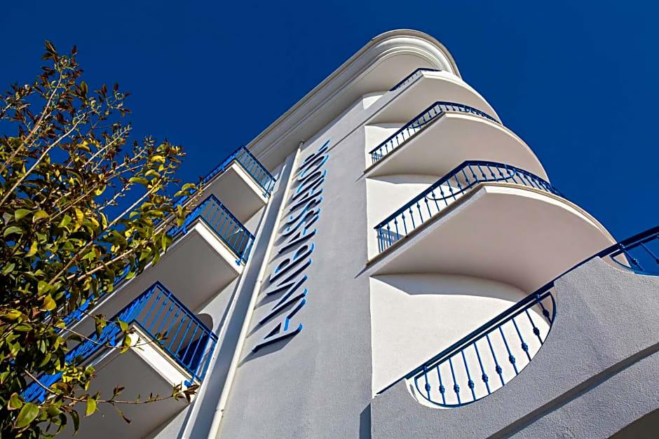 Hotel Ambassador 1/50