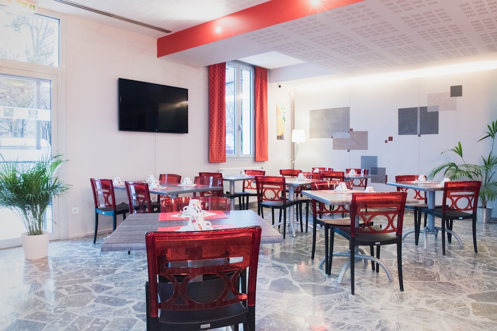 Carre Py Hotel 28/41