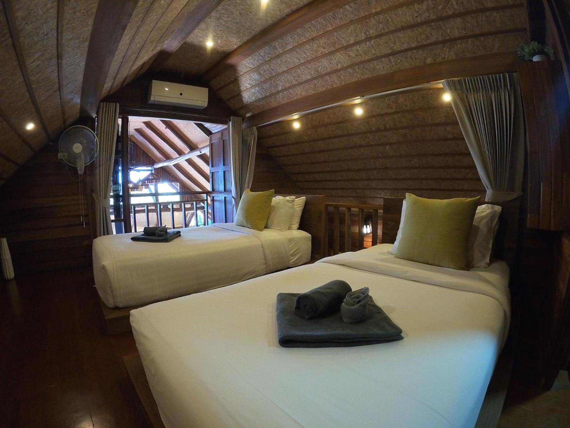 Sabai Riverside 10/50