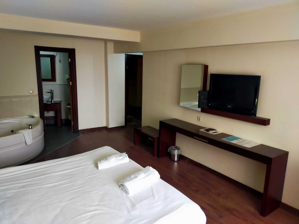 Tiara Termal Spa Hotel 31/77