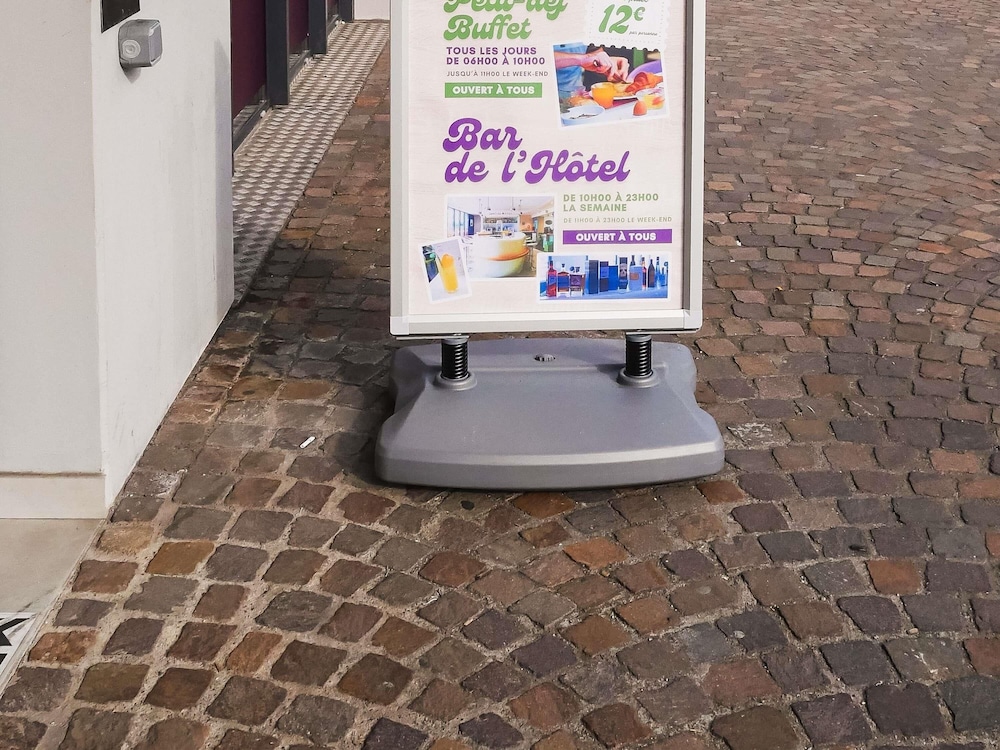 Ibis Styles Montbeliard Centre Velotte 13/68