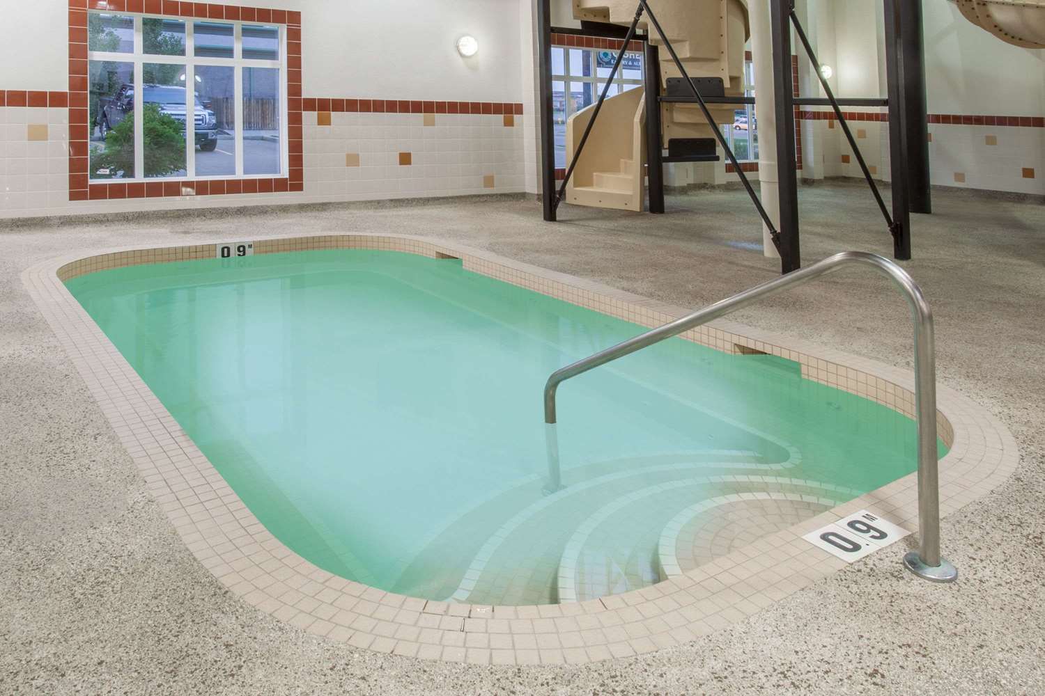 Ramada By Wyndham Camrose 4/11