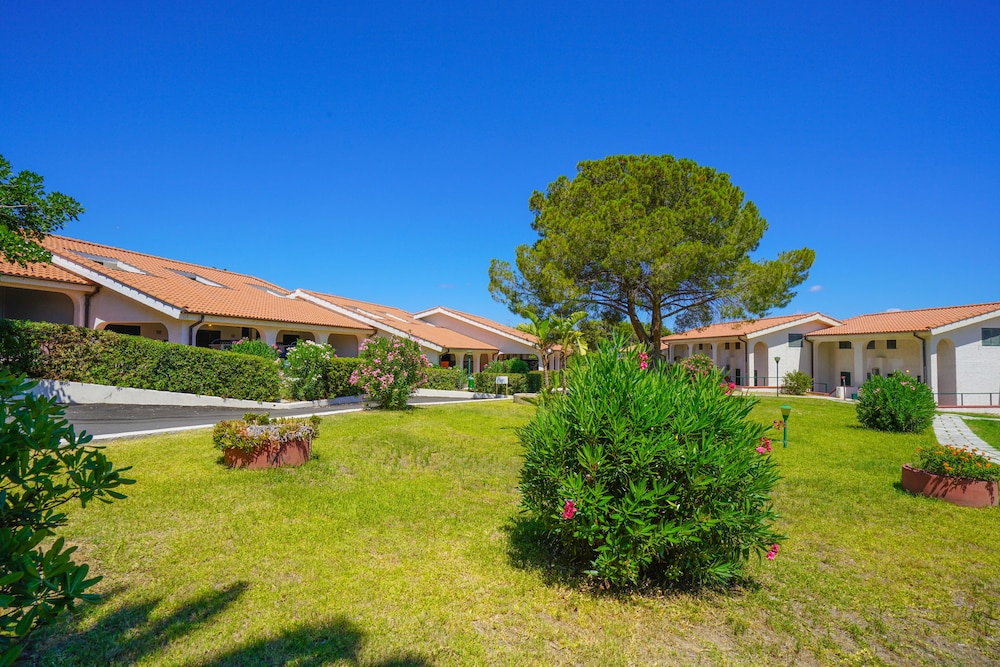 Cefalu Resort Sporting Club 60/69