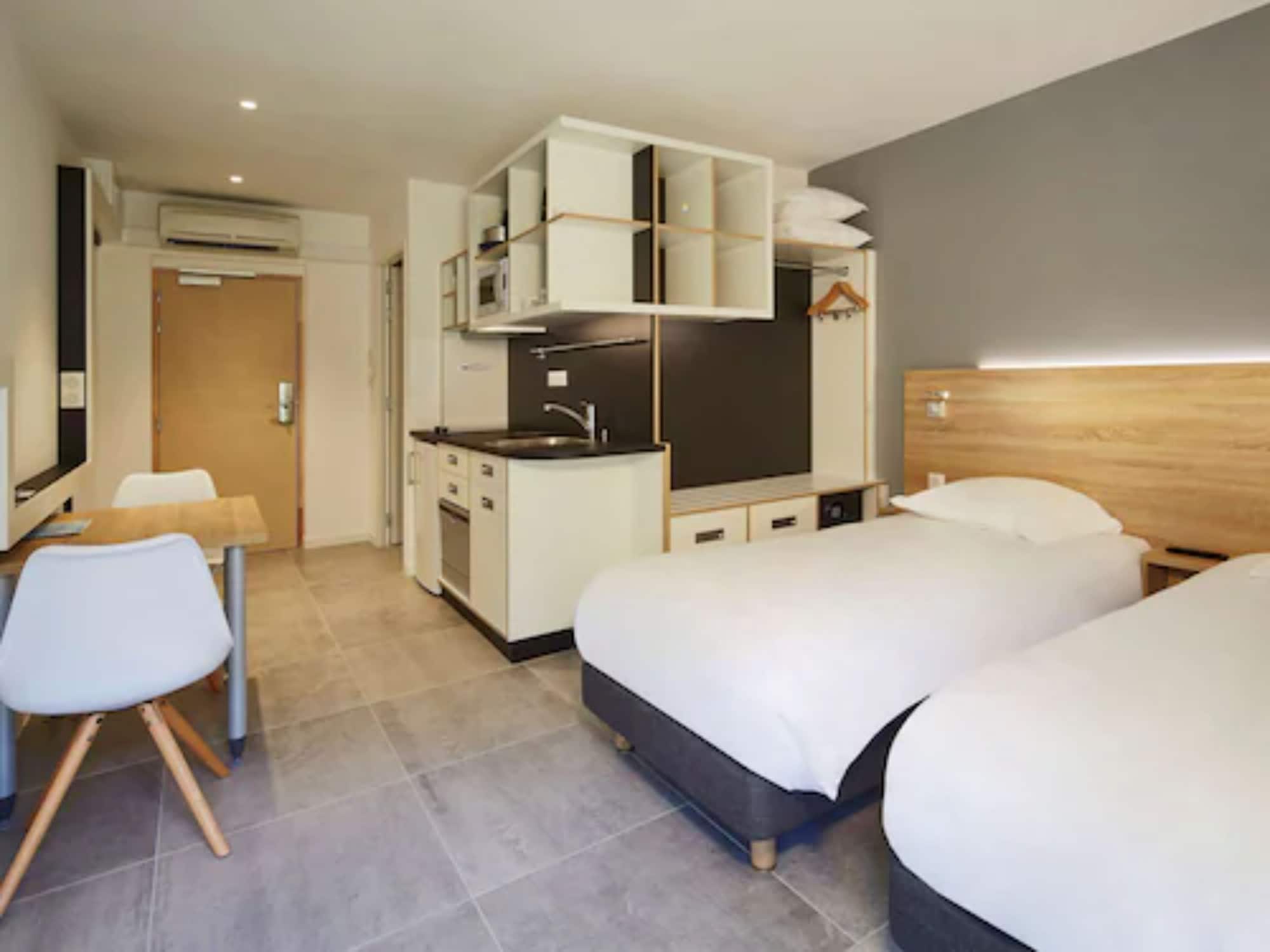 Superior, Studio, Twin Beds, KYRIAD RESIDENCE CABRIES 2/10