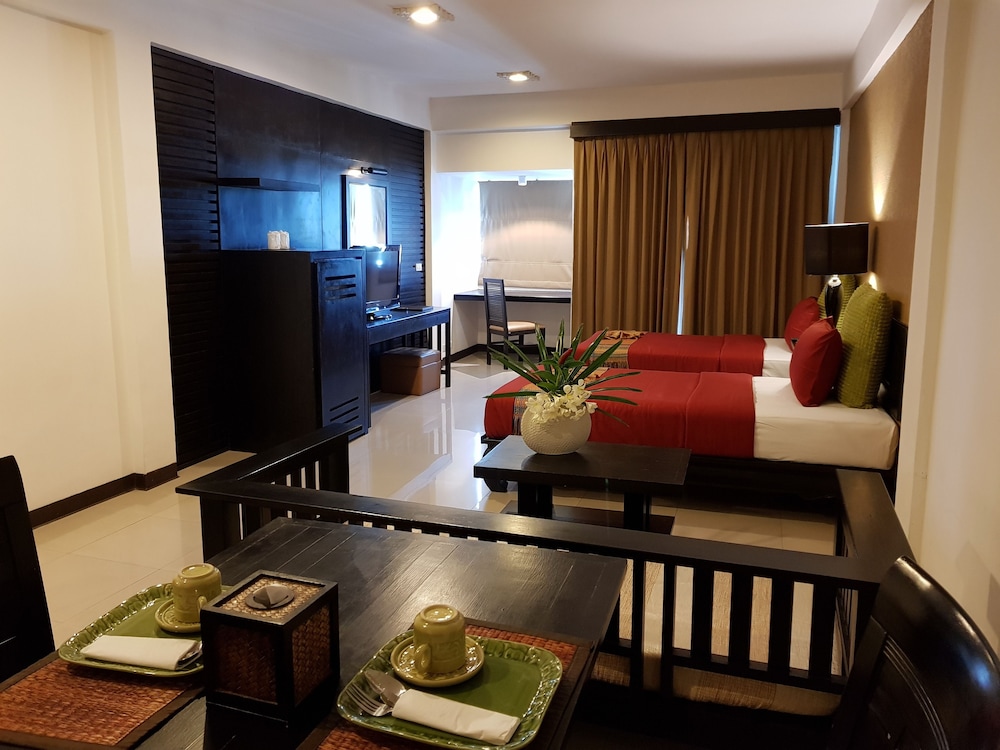 Siam Piman Hotel 45/72
