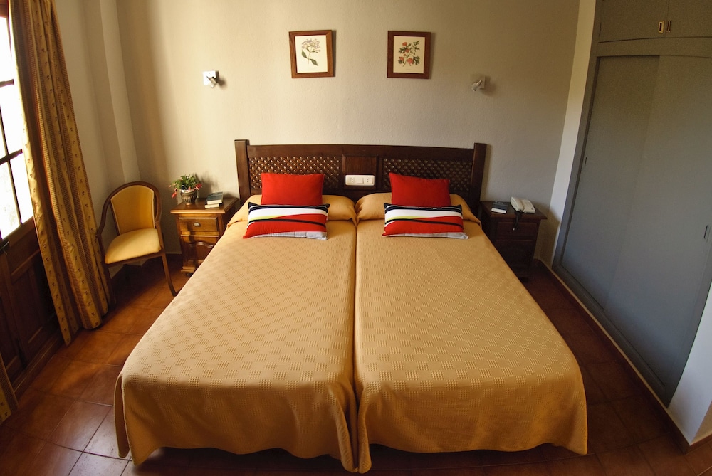 HOTEL GALAROZA SIERRA 18/58