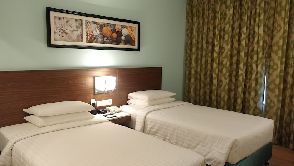FAIRFIELD BY MARRIOTT COIMBATORE 13/43