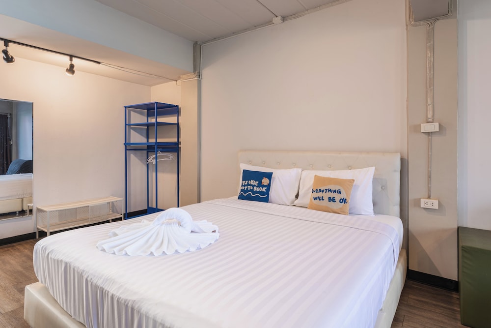 غرفة ديلوكس بسرير كينج بإطلالة على المدينة، Bkk39 Airport hotel 4/10