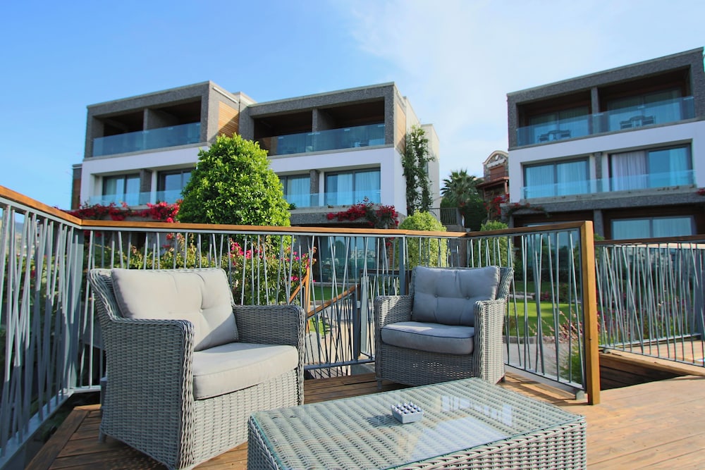 Costa Farilya Special Class Hotel 52/71