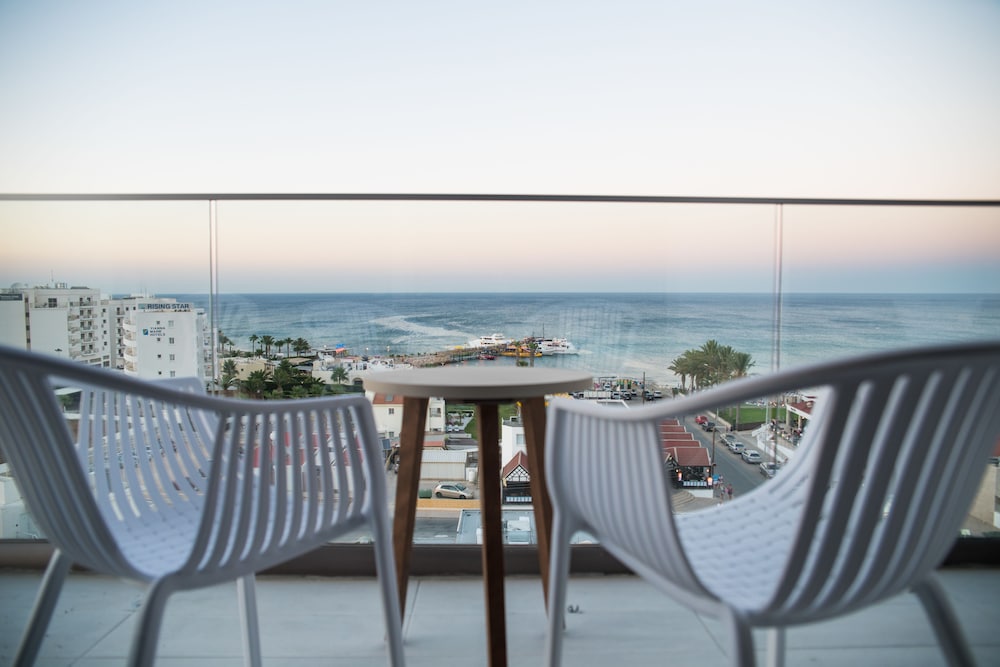 Mandali Hotel 30/39