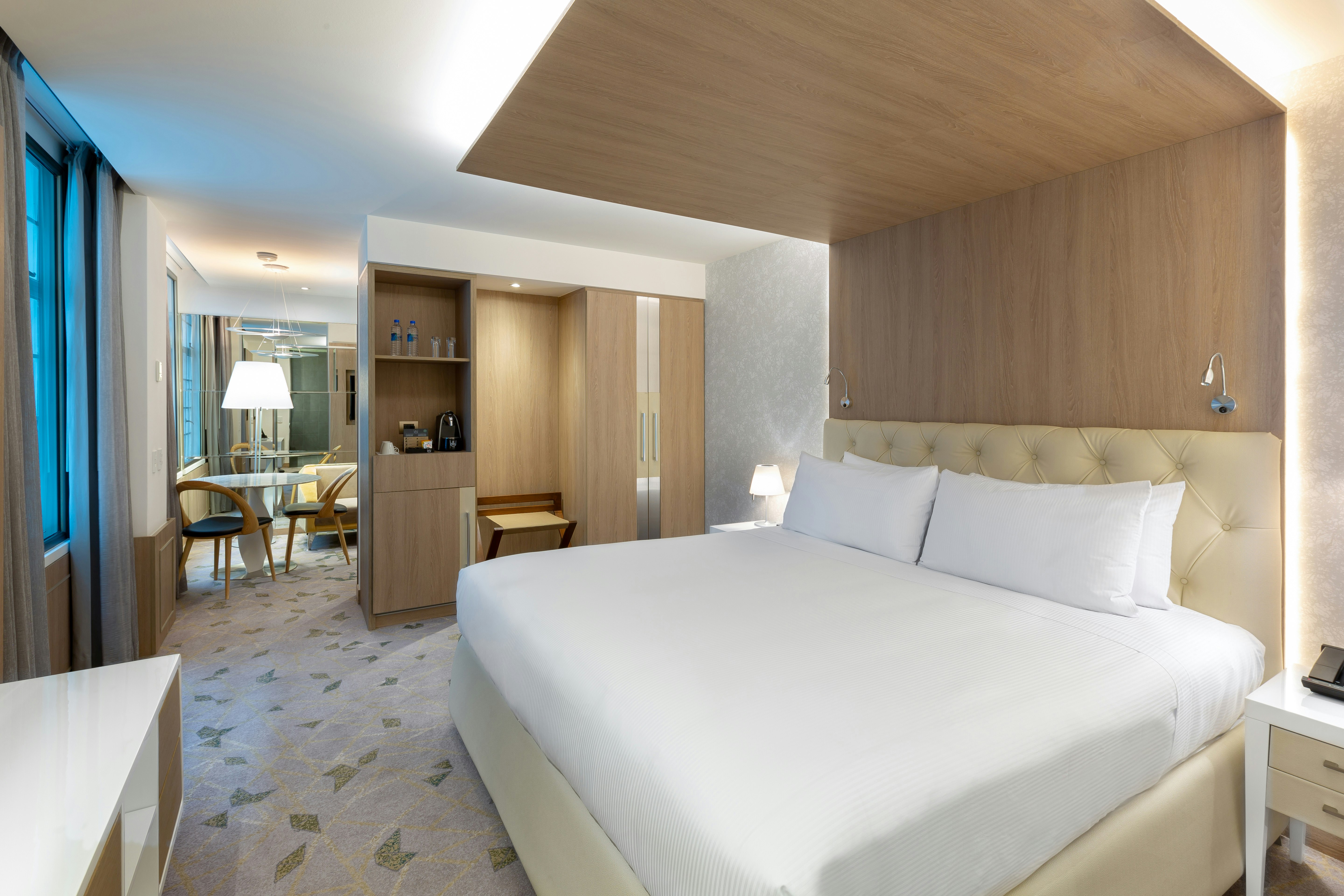Junior Suite, King Bed