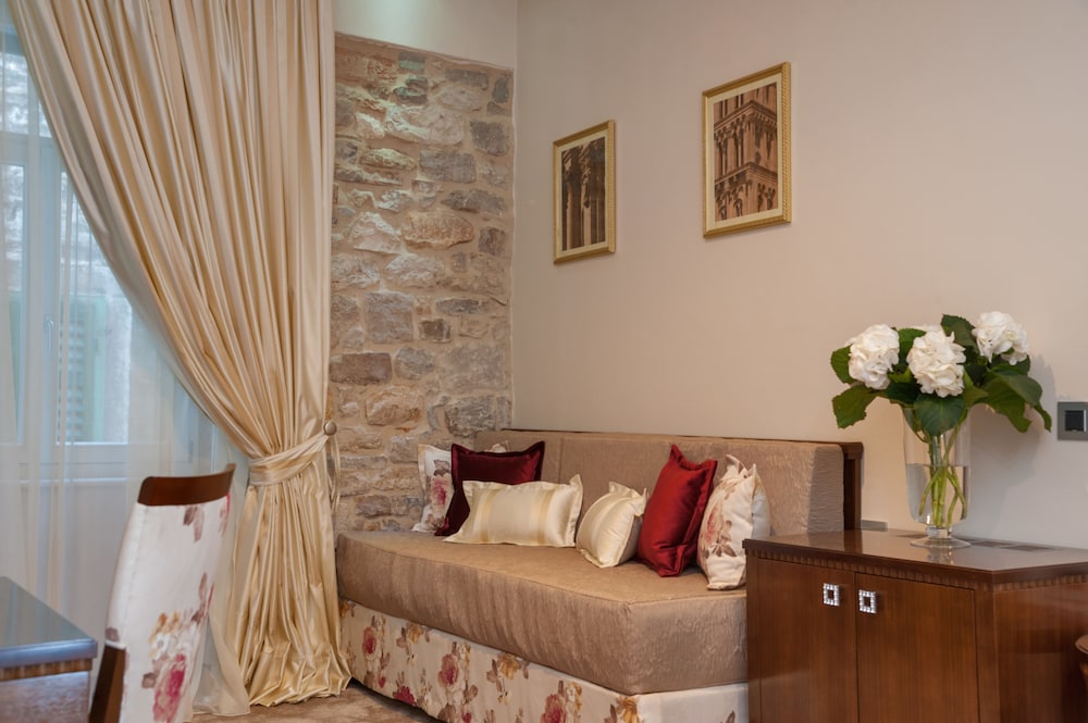 Heritage Hotel Antique Split 38/60