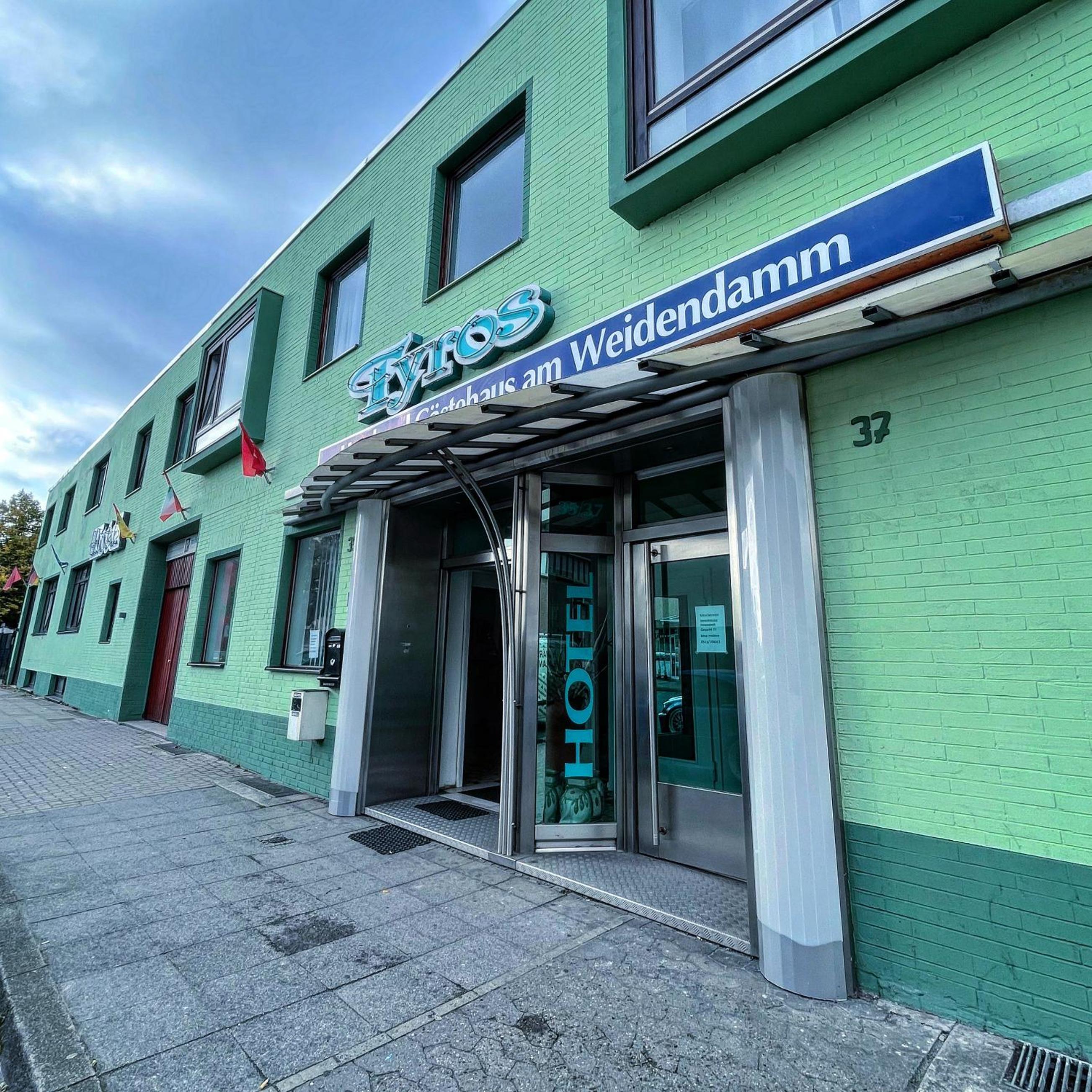 Hotel Tyros am Weidendamm 10/35