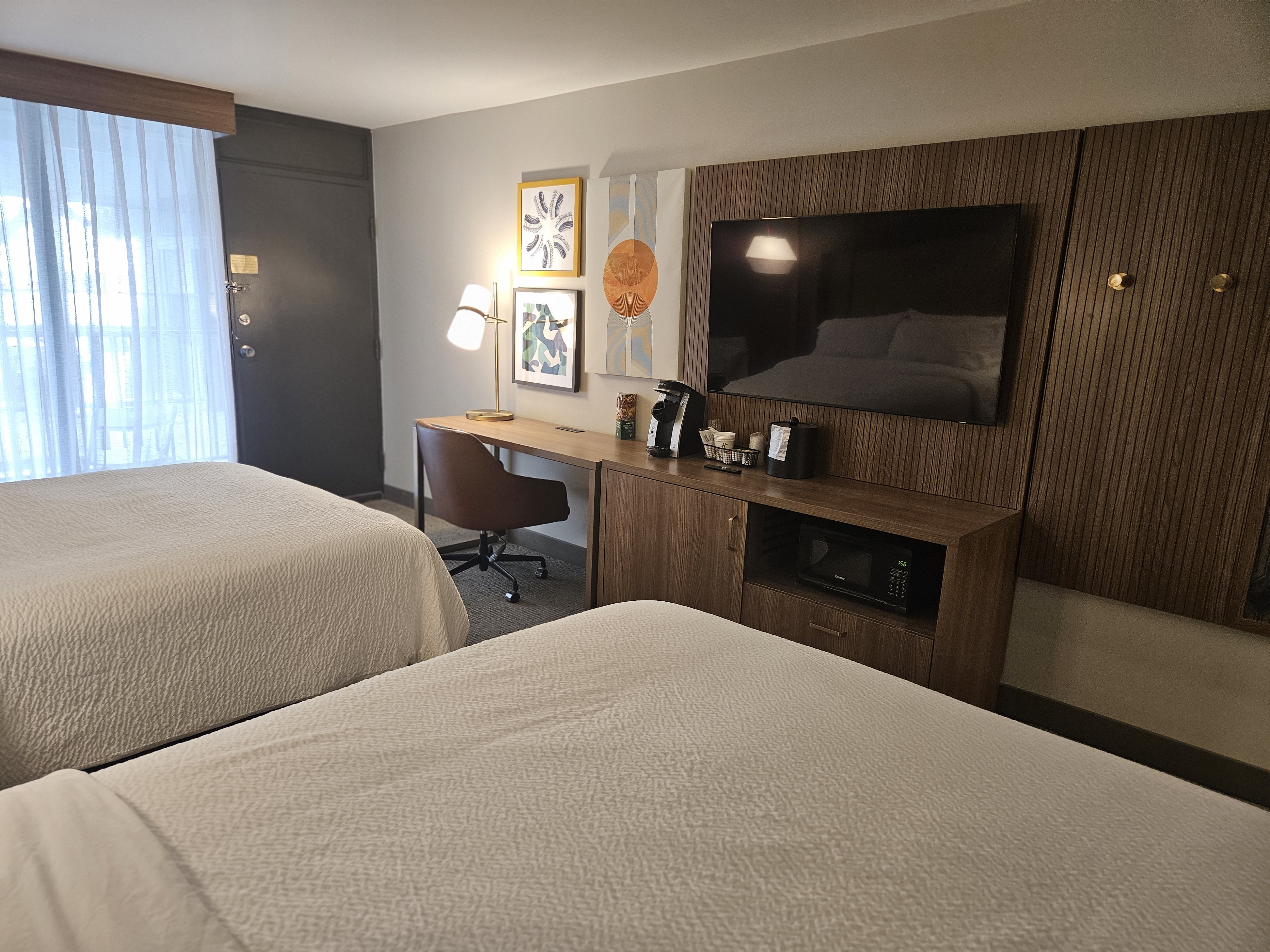 Holiday Inn Harrisburg - Hershey Area, I-81 by IHG 22/76