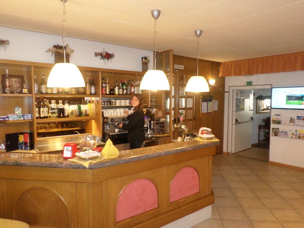 Hotel Andalo 5/25