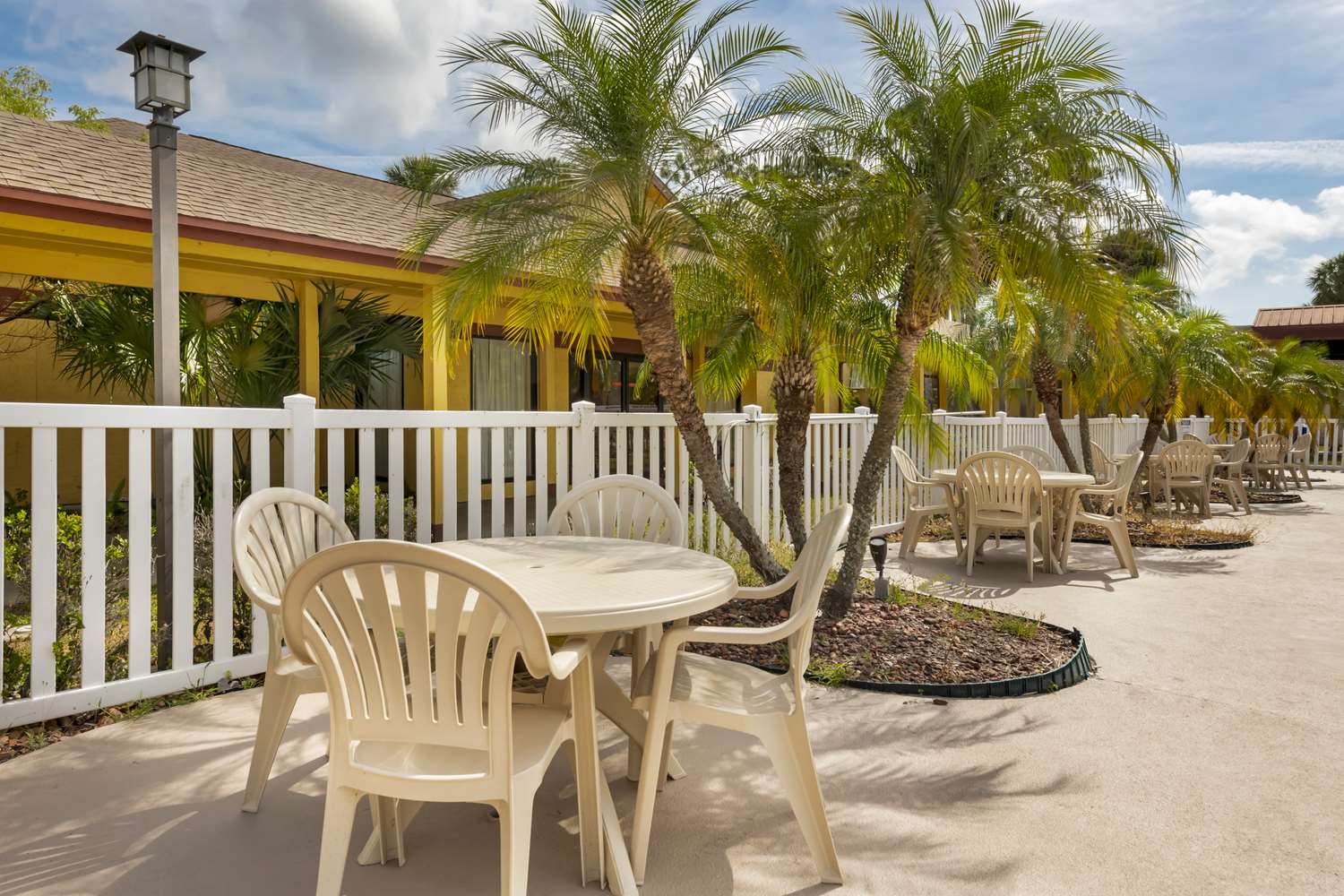 Best Western International Speedway Hotel 22/36