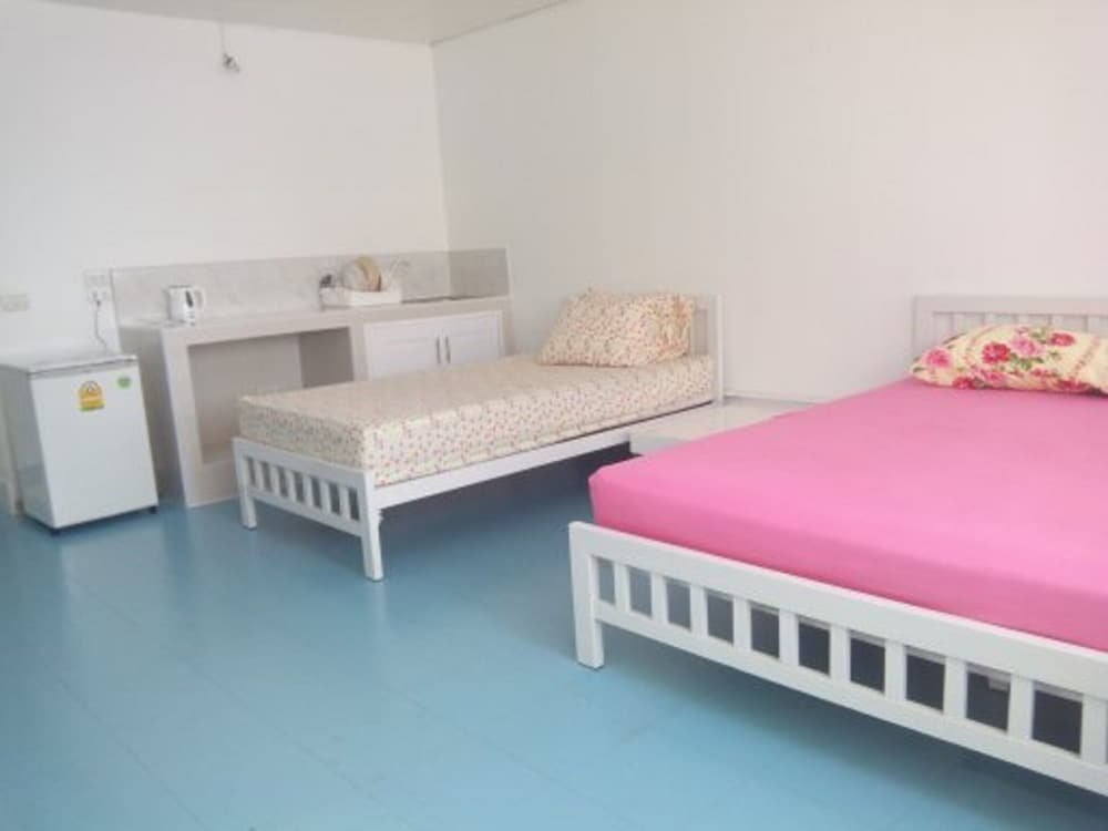 Impact Don Mueang Bangkok Guest House 24/58