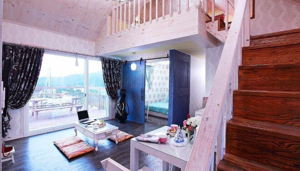 Gyeongju Sulleim Pension 18/40