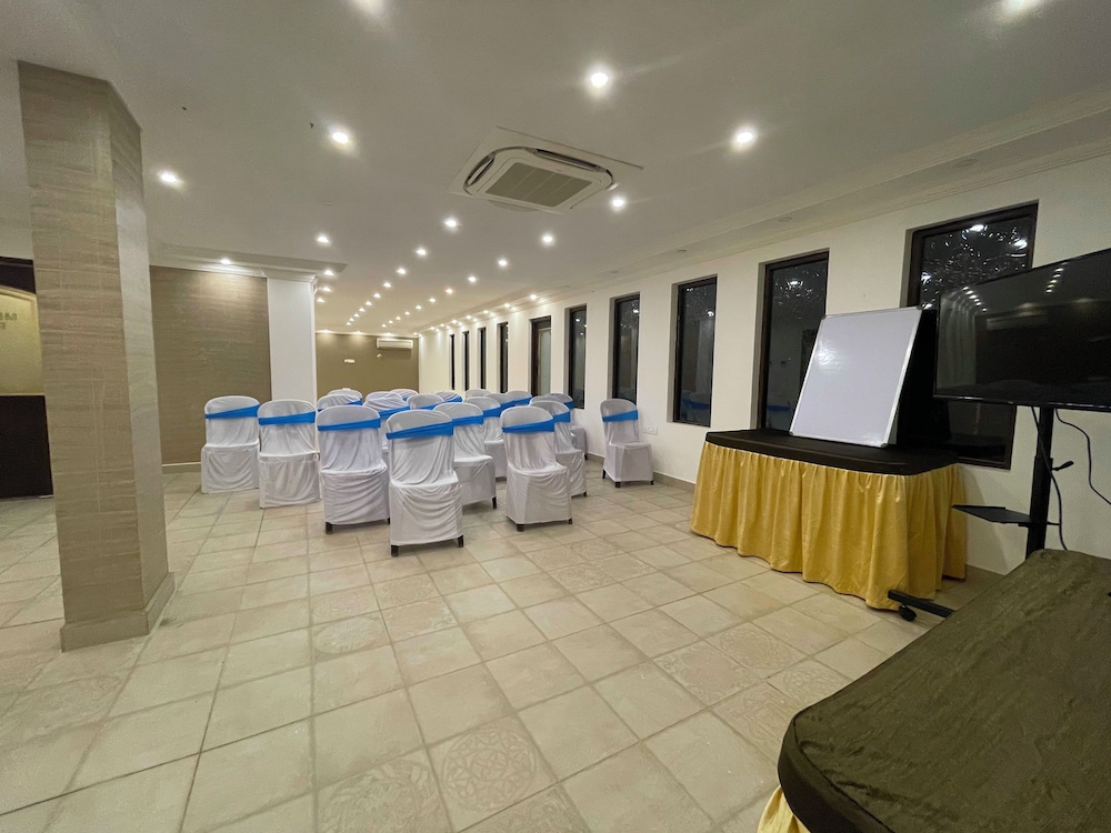 Ziva Suites 22/50