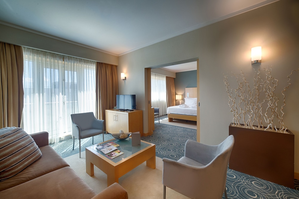 Sana Malhoa Hotel 50/71