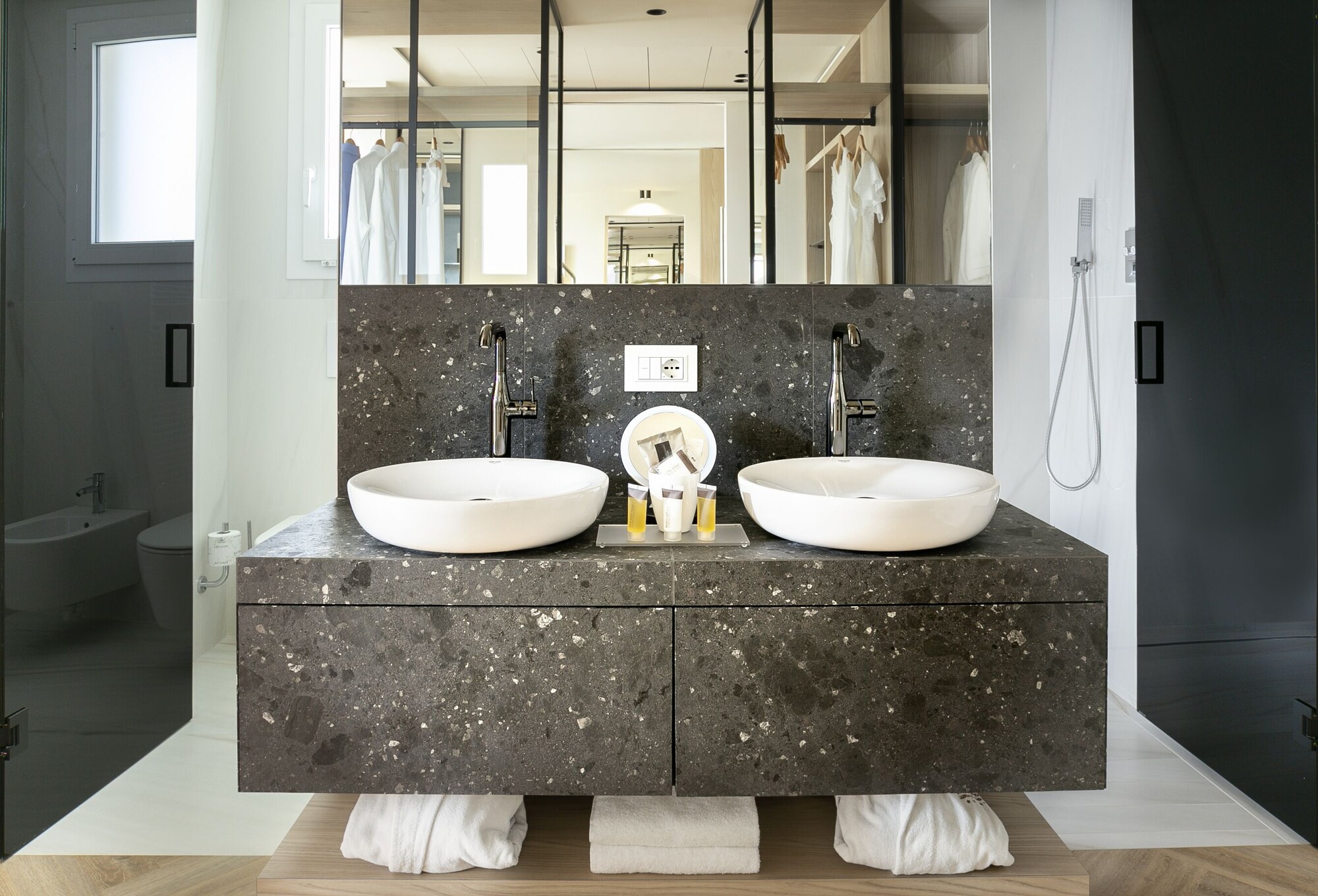 ALBA, LUXURY, SUITE