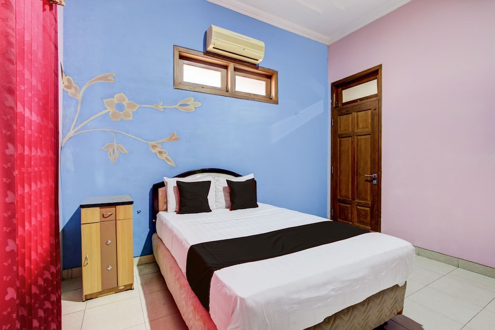 Hotel O Solo near RS JIH Solo formerly Azifa Inn 18/27