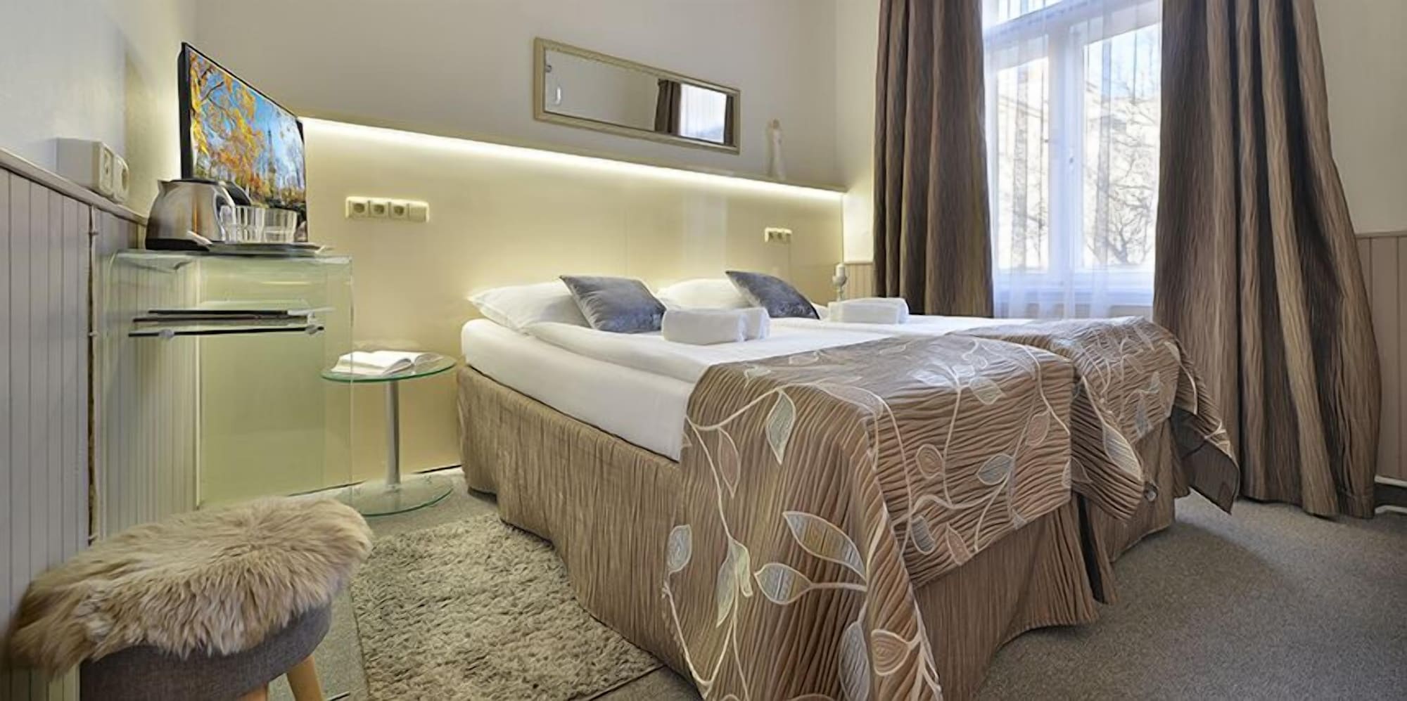 STANDARD, DOUBLE BED