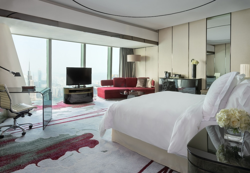 Four Seasons Hotel Guangzhou 12/56