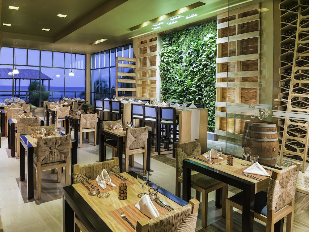 Generations Riviera Maya All Inclusive 31/50
