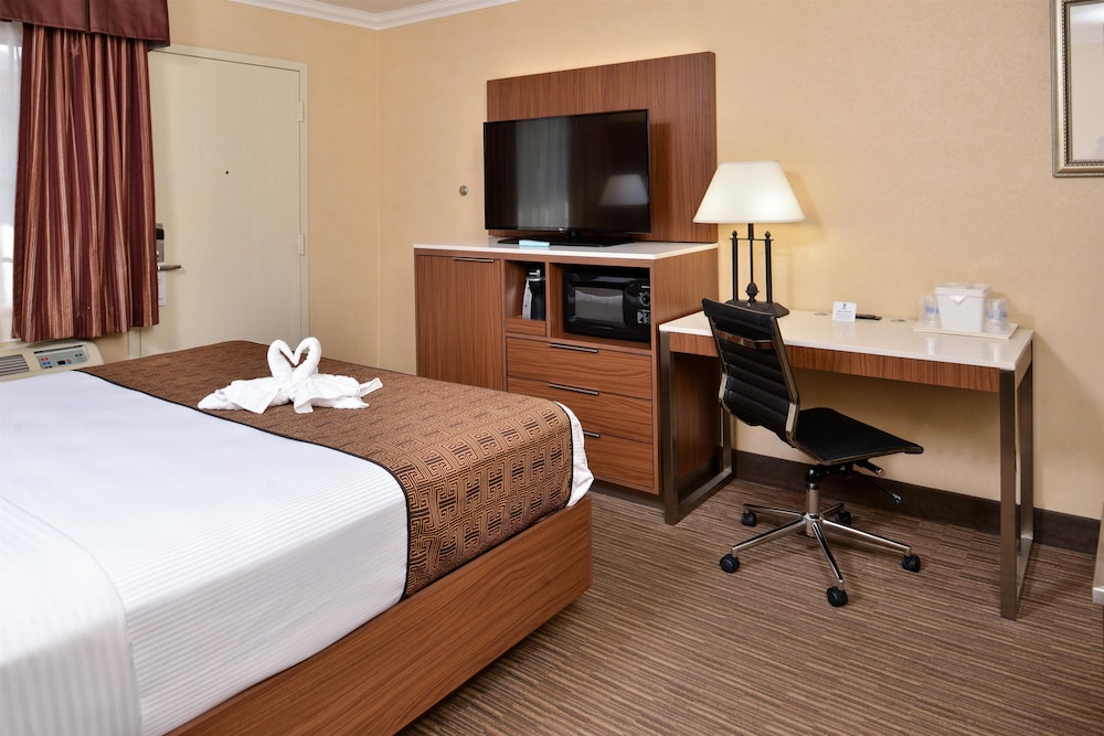 Best Western Hollywood Plaza Inn - Hollywood Walk of Fame Hotel-LA 35/37