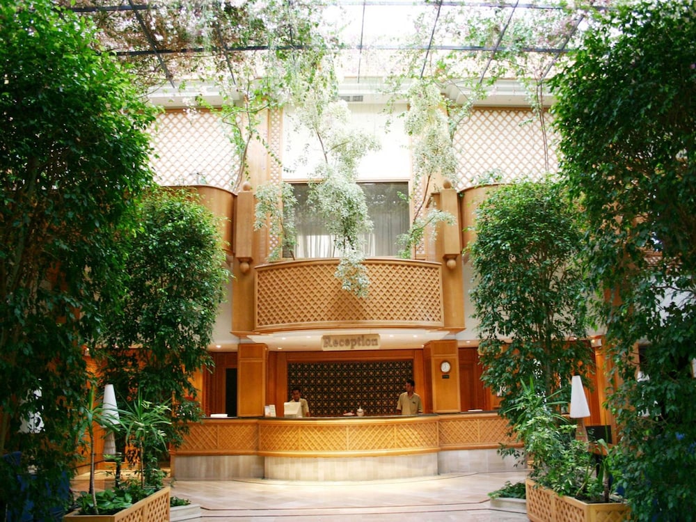 Tunisia Lodge 1/32
