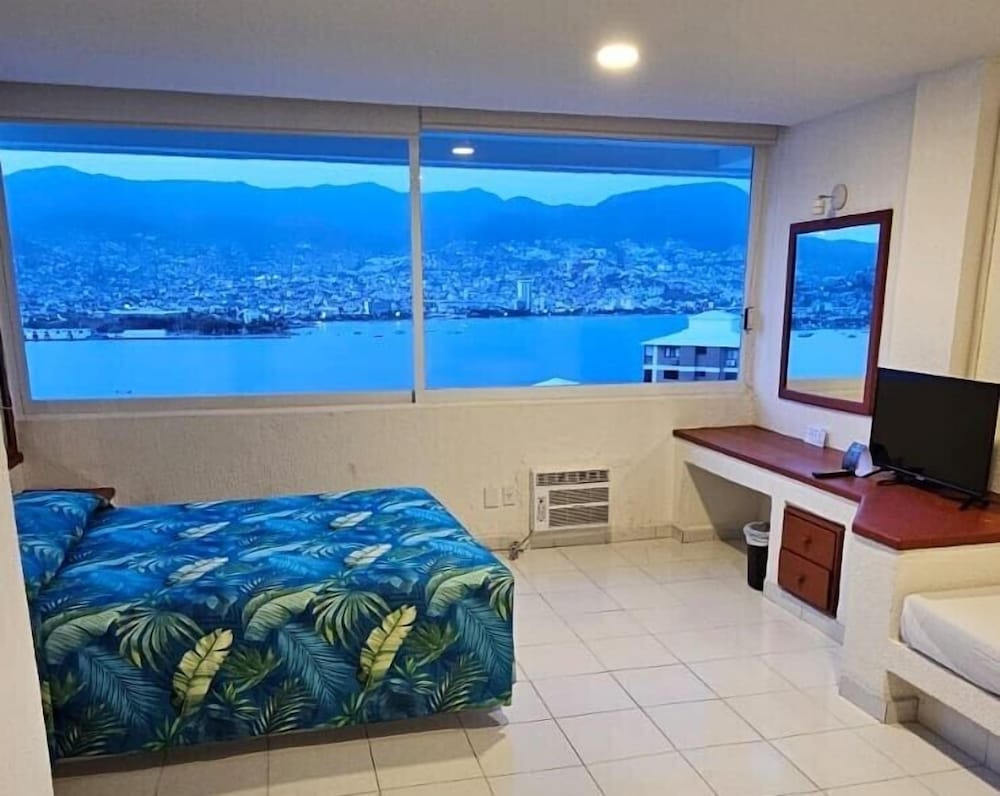 Hotel Aristos Acapulco 24/50