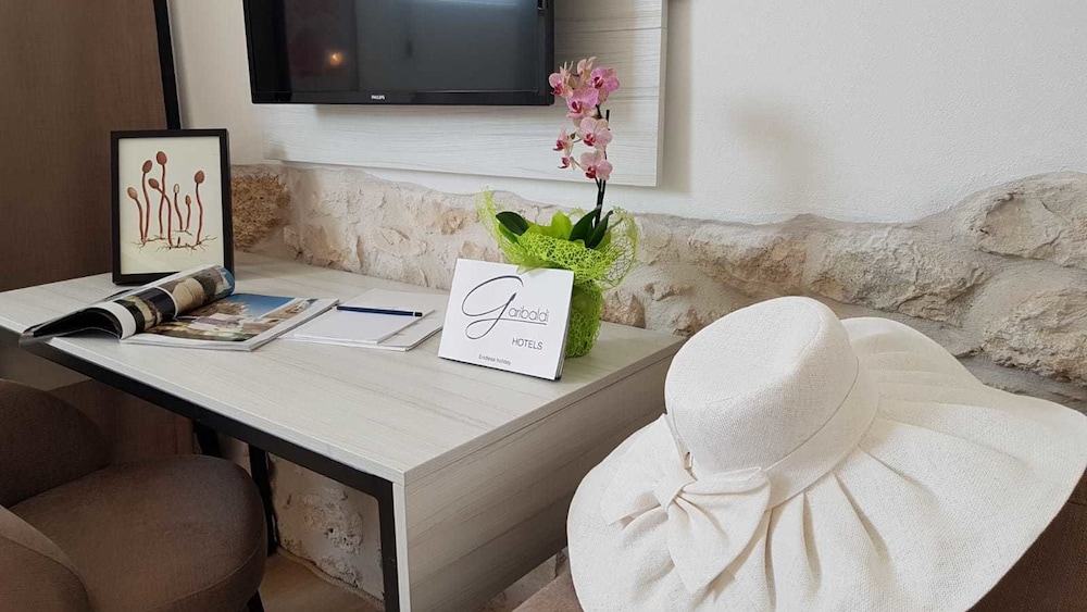 GH Dimora Sant'Anna 34/50