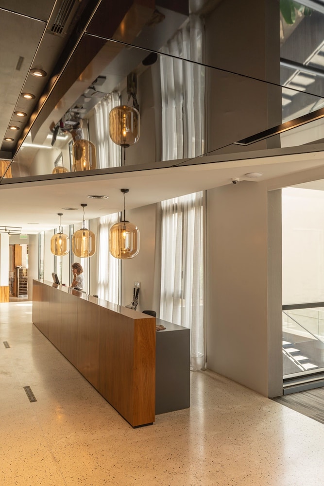 Krista Hotel Boutique 6/65