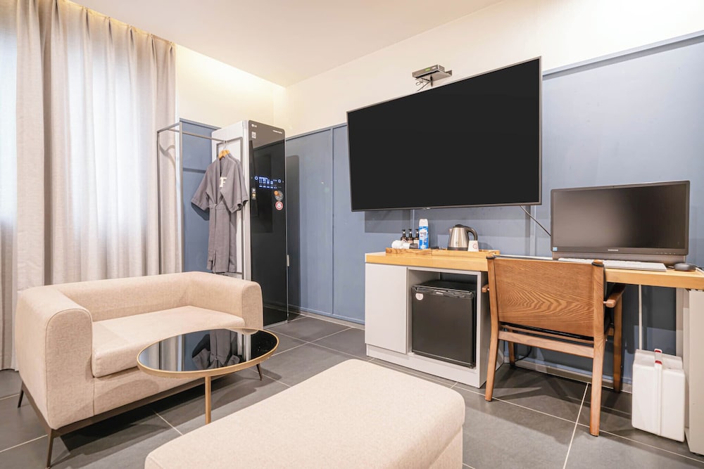 Busanjin Brown-Dot Hotel 30/50