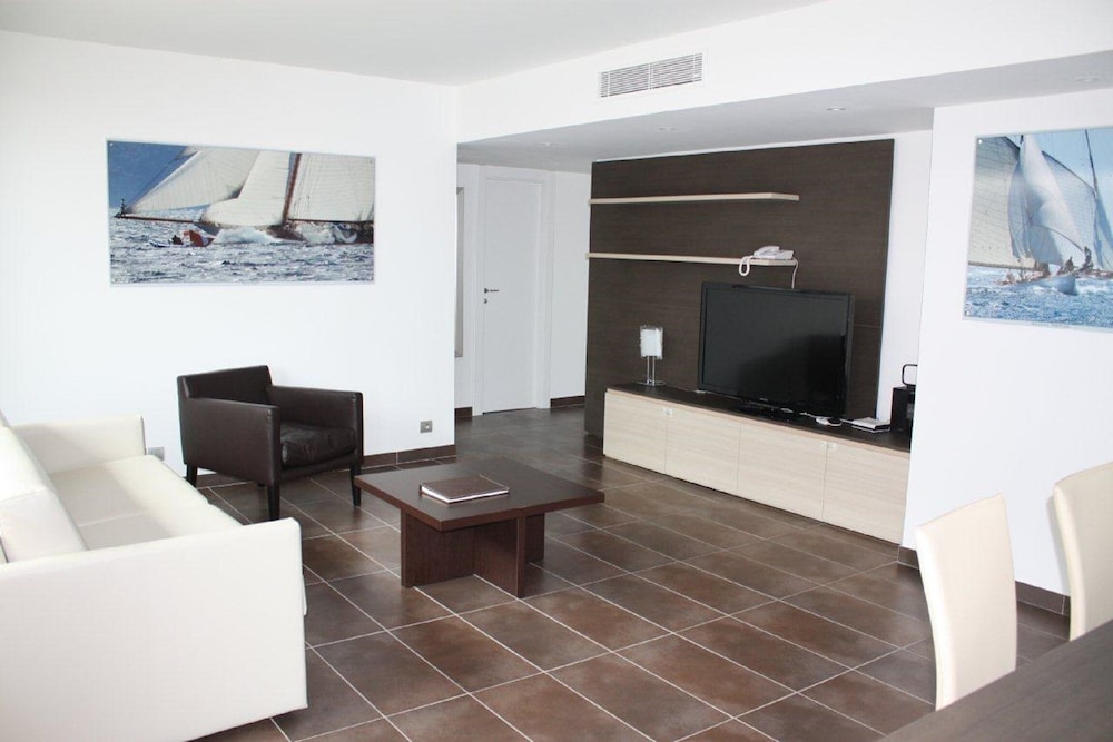 Lobby at Royal Antibes - Luxury Hotel, Residence, Beach & SPA, ANTIBES