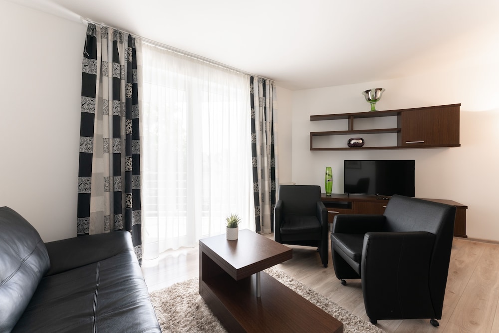 Antares Hotel 44/54