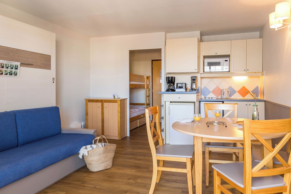 PIERRE & VACANCES RESIDENCE LA BAIE DES SABLES 26/50