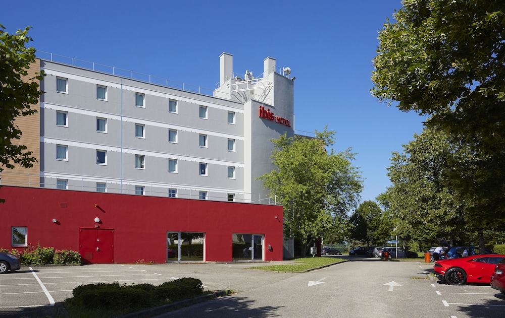 Ibis Archamps Porte De Geneve 41/46