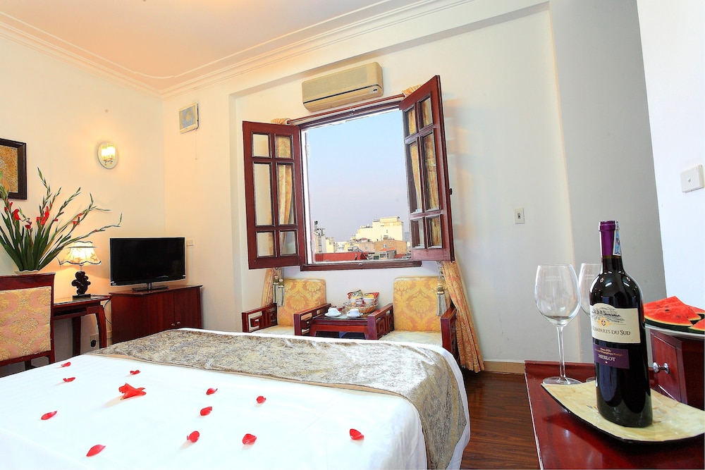 Luxury Hotel 18/58