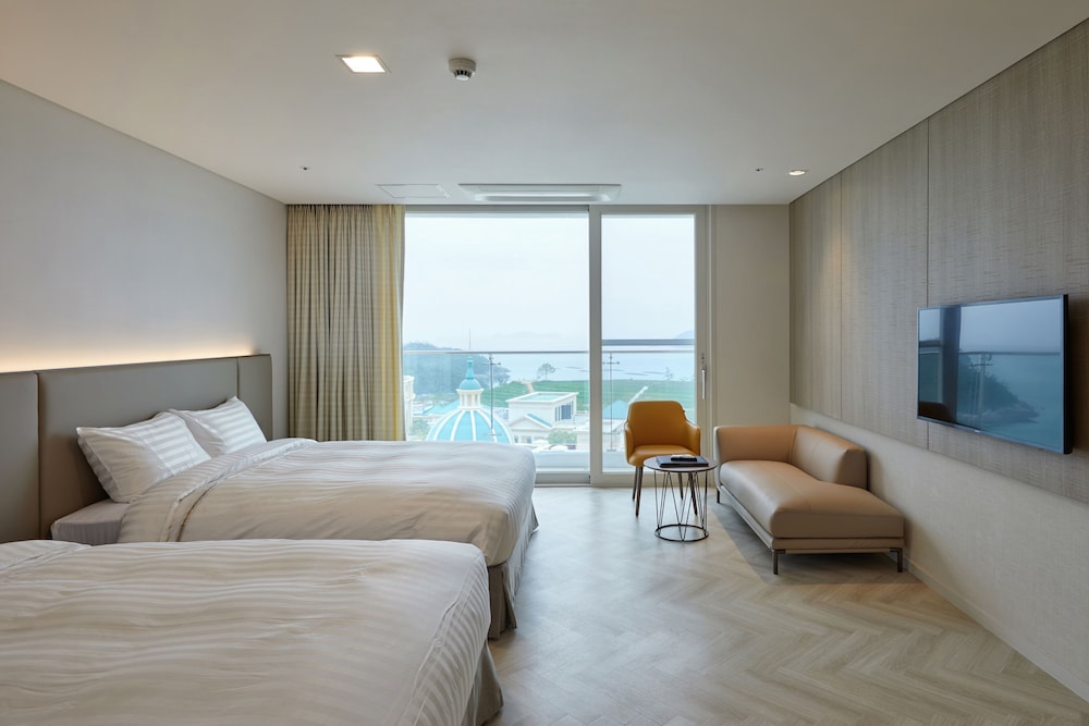 Resort, Family, 2 Double Beds, Ocean View